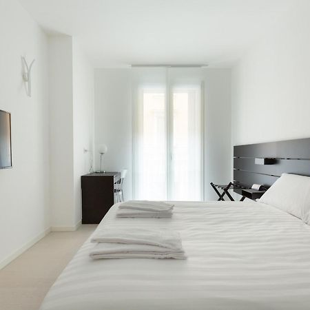 Porta Nuova Bright And Roomy Flat Milano Eksteriør billede