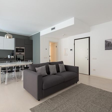Porta Nuova Bright And Roomy Flat Milano Eksteriør billede