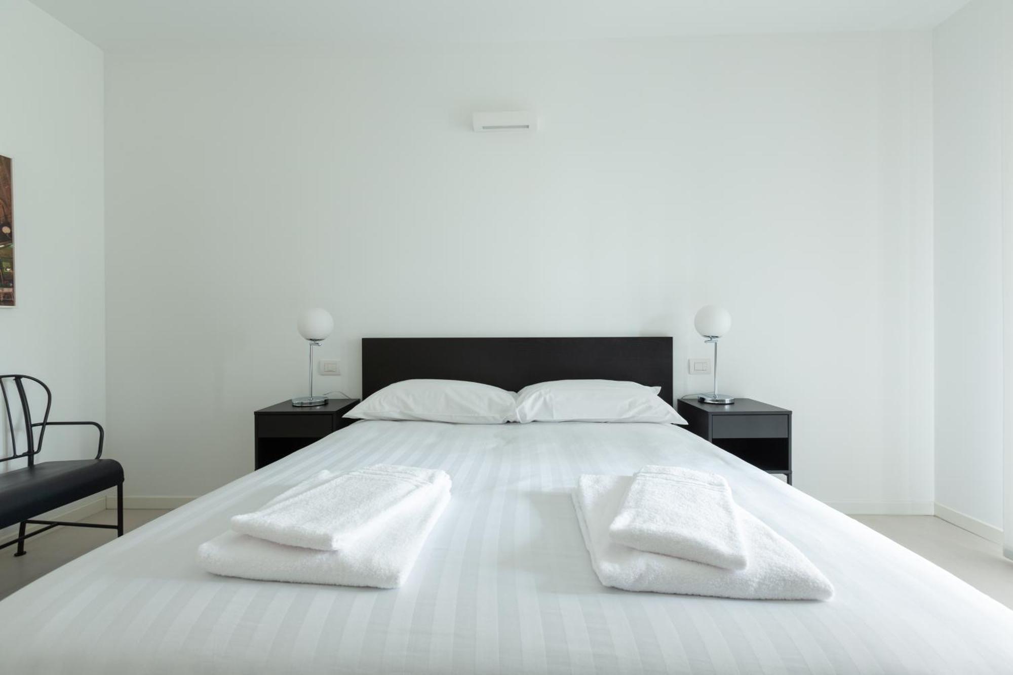 Porta Nuova Bright And Roomy Flat Milano Eksteriør billede
